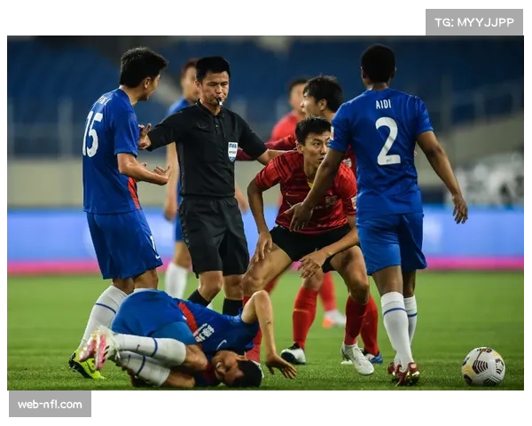 “富勒姆1-0小胜桑德兰,希门尼斯84分钟抢点绝杀” “富勒姆1-0小胜桑德兰,希门尼斯84分钟抢点绝杀”